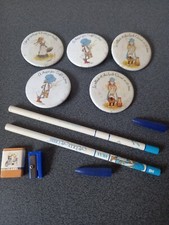 VINTAGE LOT HOLLY HOBBIE CRAYON GOMME TAILLE CRAYON 5 BADGES
