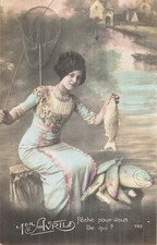 CP 1 APRIL WOMAN ELEGANT ROD FISHING NET FISH - 36562