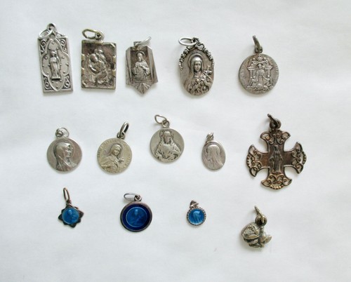 Lot pendentifs - de, 14