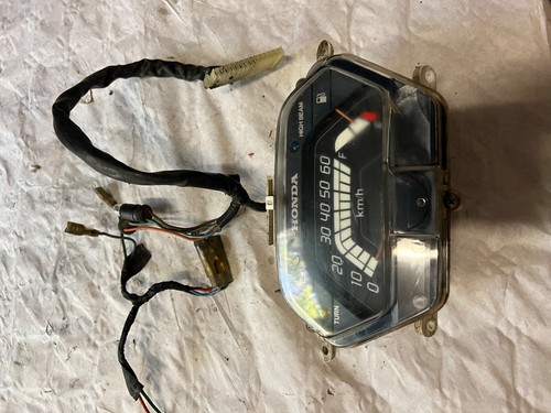 Compteur honda 50 vision - -,