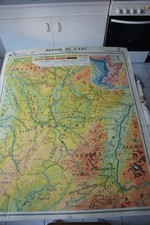 ANCIENNE CARTE SCOLAIRE MURALE