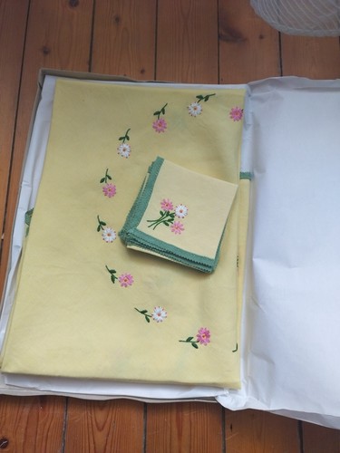 Nappe the ronde - a, neuve
