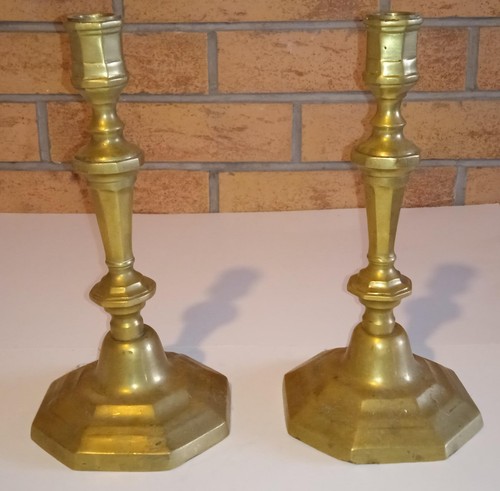 Anciens bougeoirs bronze - 2, en