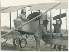 Avion ancien. Old plane  Vintage silver print. Postcard paper  Tirage argentiq