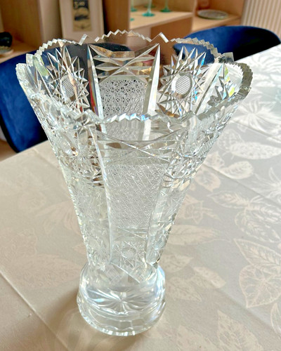 Grand vase cristal taillé - grand,