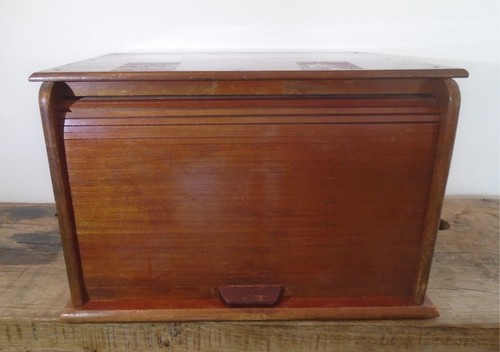Petit meuble bois rideau - petit,