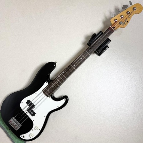 Guitare basse électrique - , e