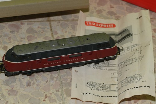 Trix express 260 locomotive - trix, 260: