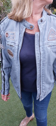 Blouson moto cuir - de, en