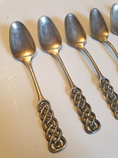 Série de 6 cuillers à Moka