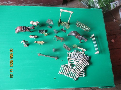 Ancien jouet ferme miniature - jouet,