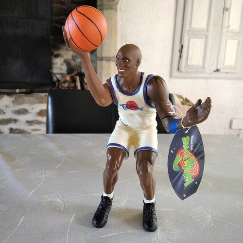 Michael jordan space jam - michael,