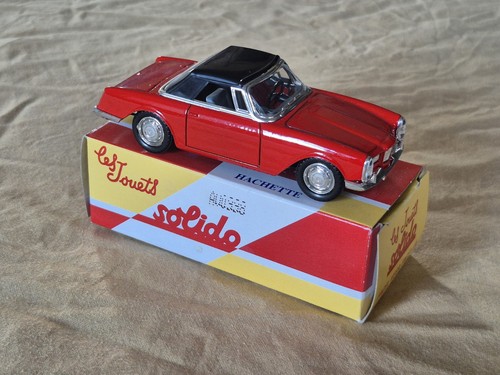 Voiture miniature facel - facel, vega