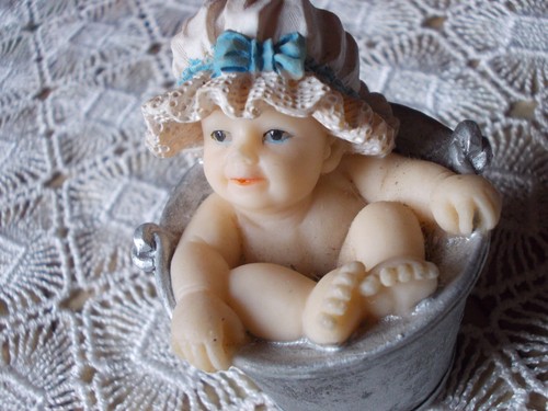 Regency fine arts figurine - regency,