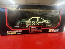 1:24 Scale Diecast NASCAR Harry Gant! Skoal #33 Racing Champions Black Box!