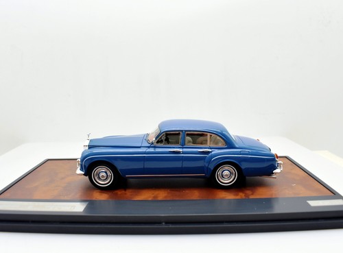 Miniature voiture auto sc - 1:43,