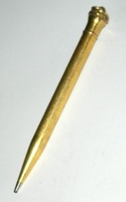 joli porte mine en plaqué or