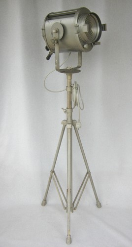 Ancien projecteur cinéma - ancien,