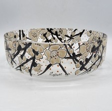 Coupe en verre soufflé émaillé à décor floral japonisant signé Mazoyer Art Déco