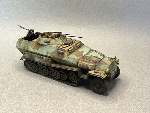 German kfz 251 23 - 1/35,