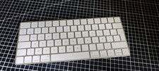 Apple Magic Keyboard - A1644 - Clavier Sans Fil - Bluetooth - Très bon état