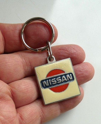 Porte clé nissan garage - nissan,