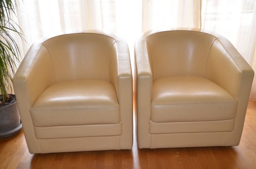 Deux fauteuils cabriolet - deux,