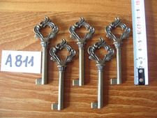 LOT A811 DE 5 CLÉ CLÉS CLEFS