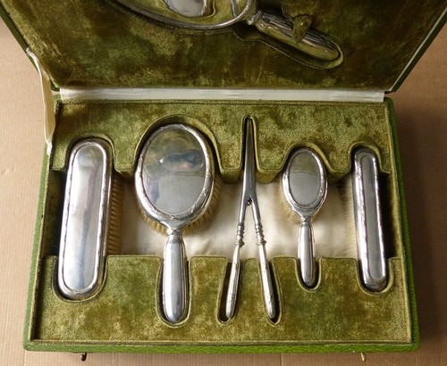 Nécessaire toilette vers - de,