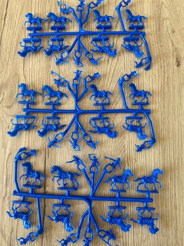 Lot grappes cavalerie 48 - lot,