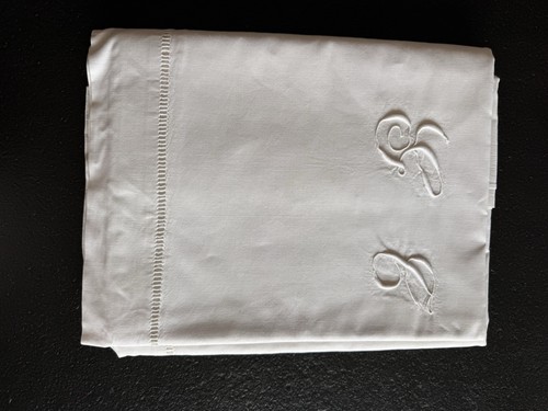 Ancien drap lin brodé - en,