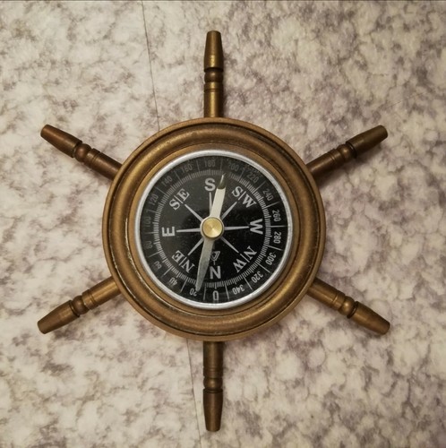 Boussole marine ancienne - boussole,