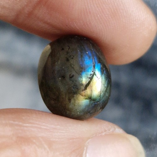 Natural labradorite 2ct - natural,