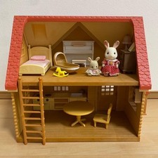 Maison Sylvanian Families avec meubles