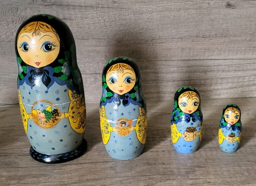 Poupées russes panier - russes,