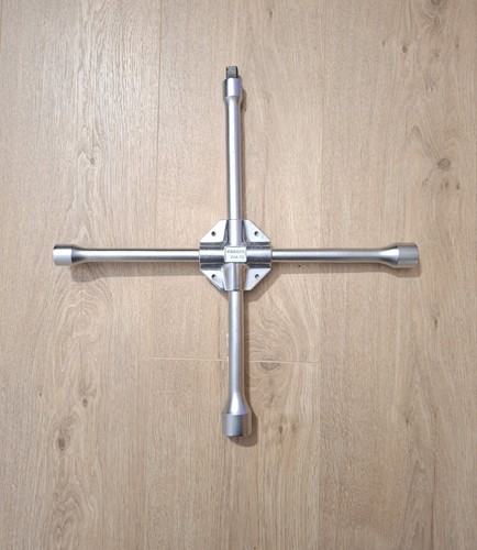 Clé croix facom - en,