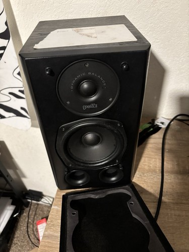 Home stereo and flat - stereo, screen