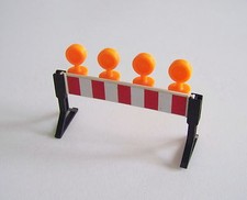 PLAYMOBIL (Q1218) CONSTRUCTION SITE - barrier for works with orange lights