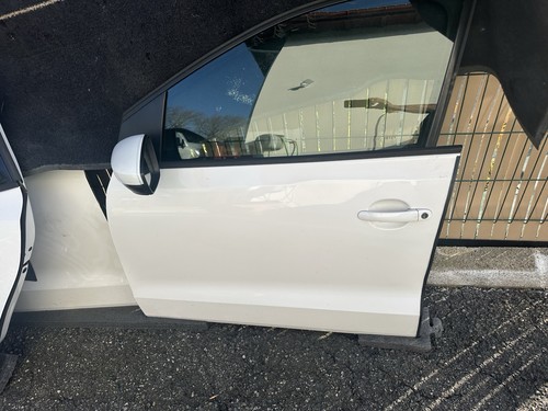 Vends quatre portières polo - portières,