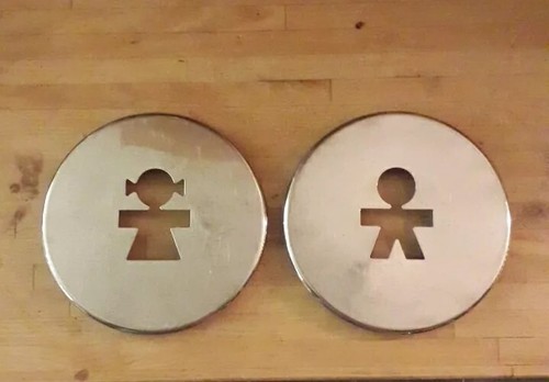 Alessi lot 2 dessous - -,