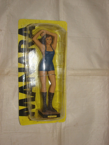 Manara figurine carolina 2009 - manara,