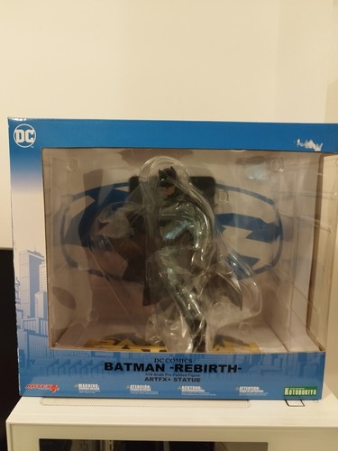 Statue batman rebirth - batman,