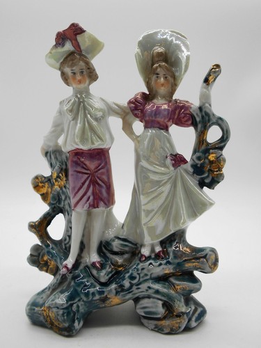 Tres beau groupe figurine - /,