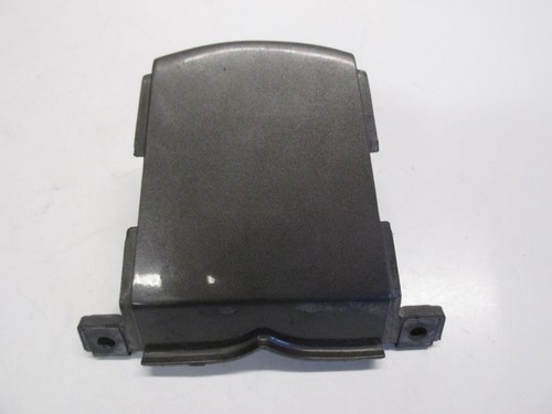 Cache jonction coque arriere