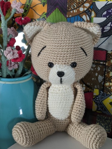 Petit chat beige crochet - beige, en