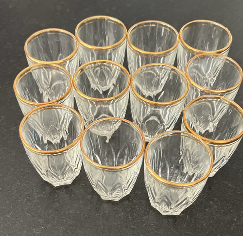 Lot verres à liqueur - de,