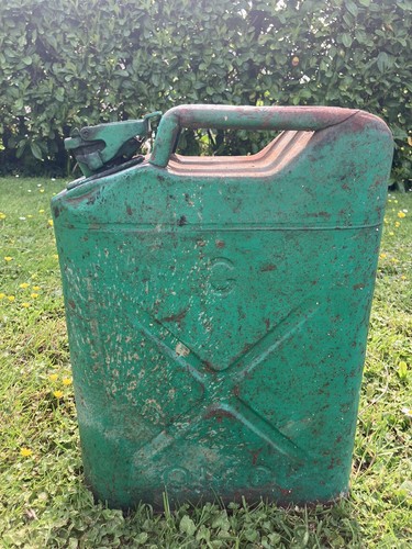 Militaria jerrican armée - militaria-jerrican,
