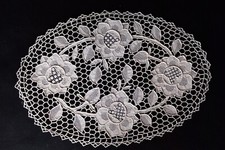 LINGE ANCIEN  NAPPERON CENTRE