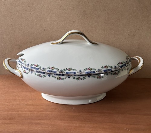 Ancienne soupière - , en