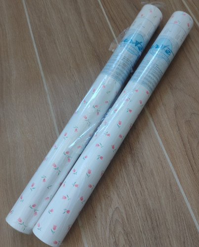 Ancien papier peint floral